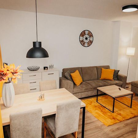 Old Town City Center Apartment 2 - Private Parking Included Košice Εξωτερικό φωτογραφία