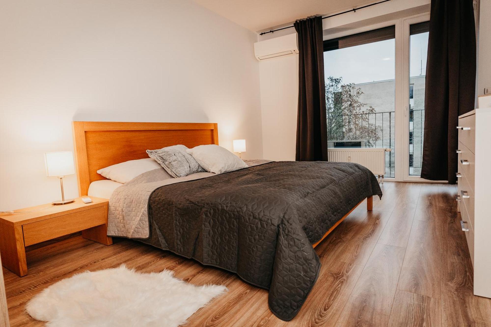 Old Town City Center Apartment 2 - Private Parking Included Košice Εξωτερικό φωτογραφία