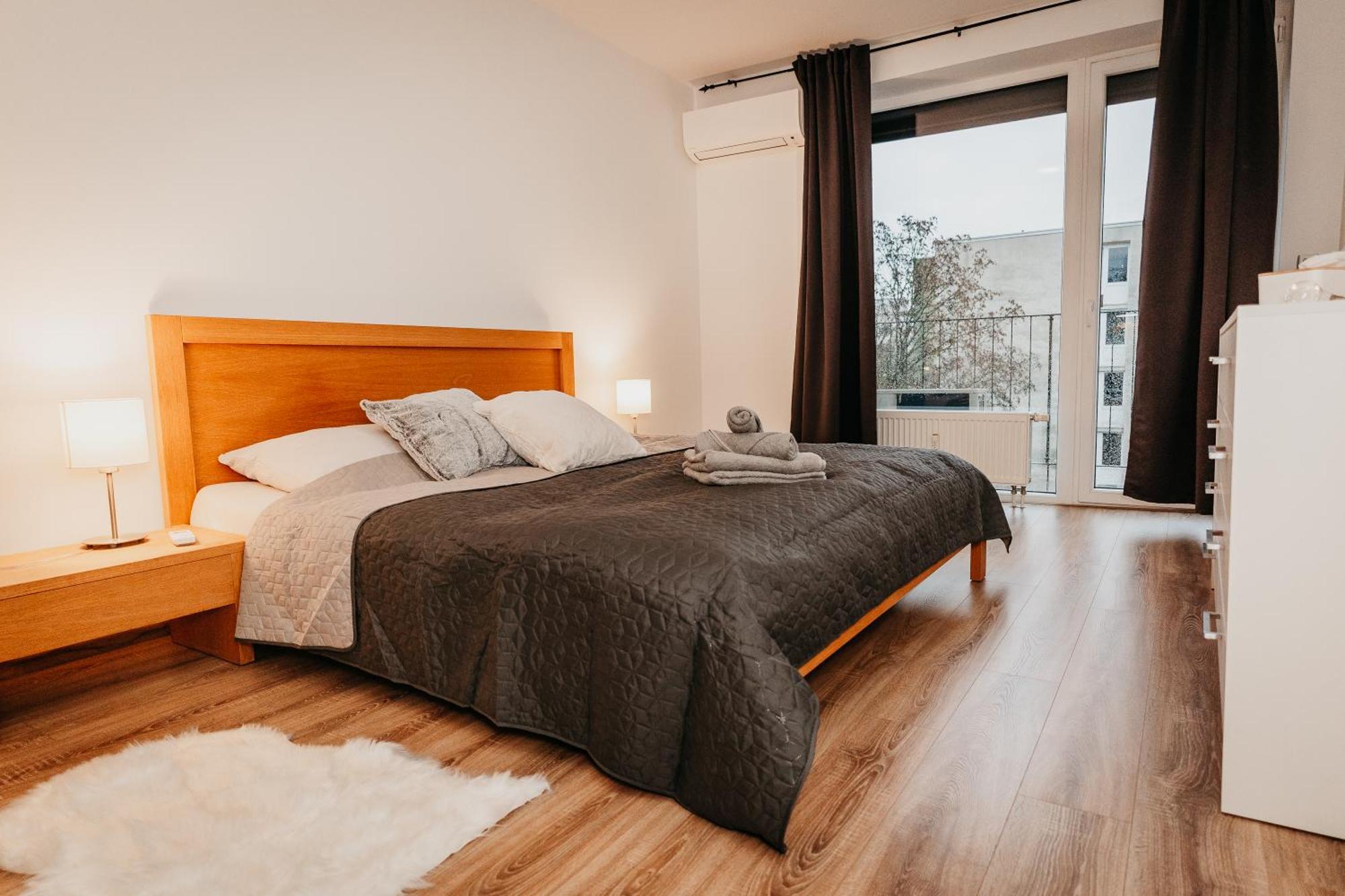 Old Town City Center Apartment 2 - Private Parking Included Košice Εξωτερικό φωτογραφία